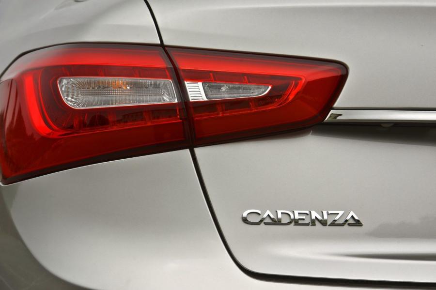  Kia Cadenza 2014 года  (фото 15 из 154)